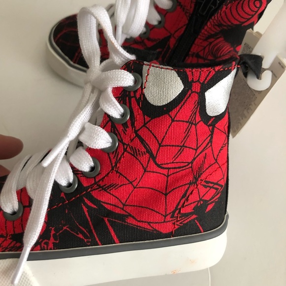 🎉SOLD 🎉NWT Baby Gap Spider-Man High Top Sneakers - Picture 4 of 7